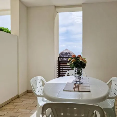 Peaceful In The Heart Of Apartment